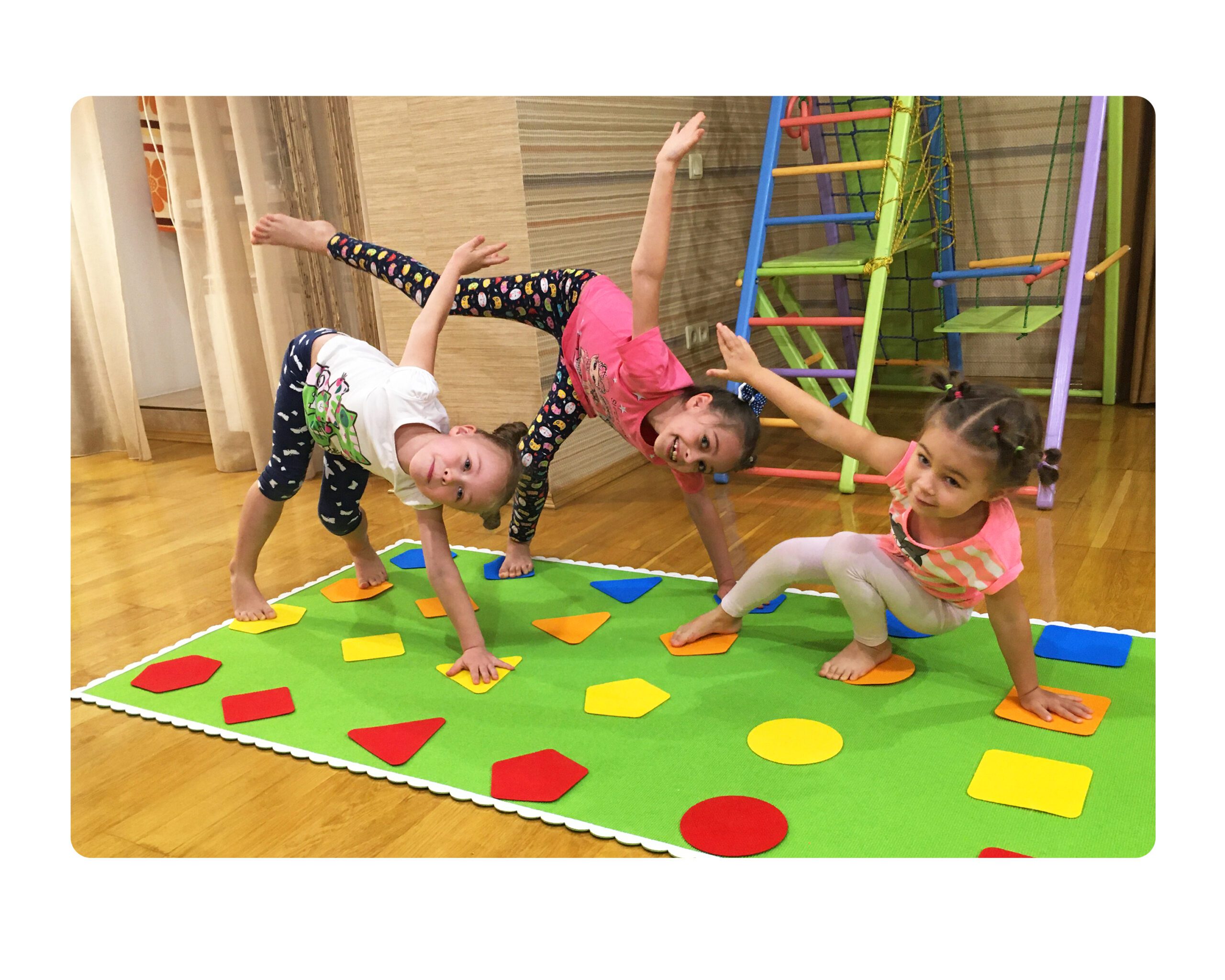 Дитячий килимок для фізічного розвитку на липучках Fidget Feet® “3 в 1”